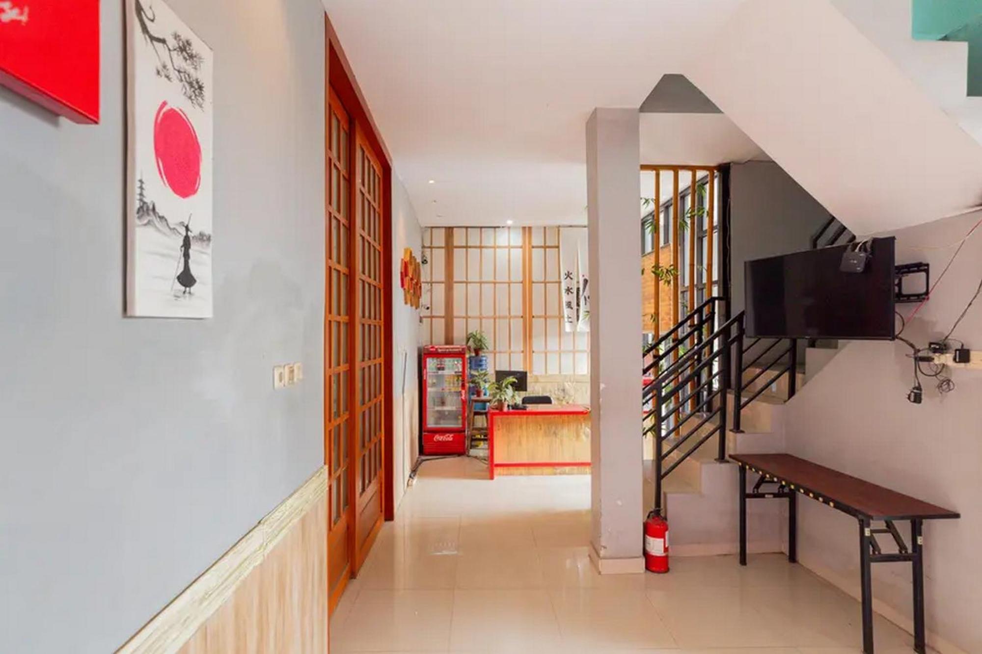 Reddoorz @ Manukan Surabaya Ngoại thất bức ảnh