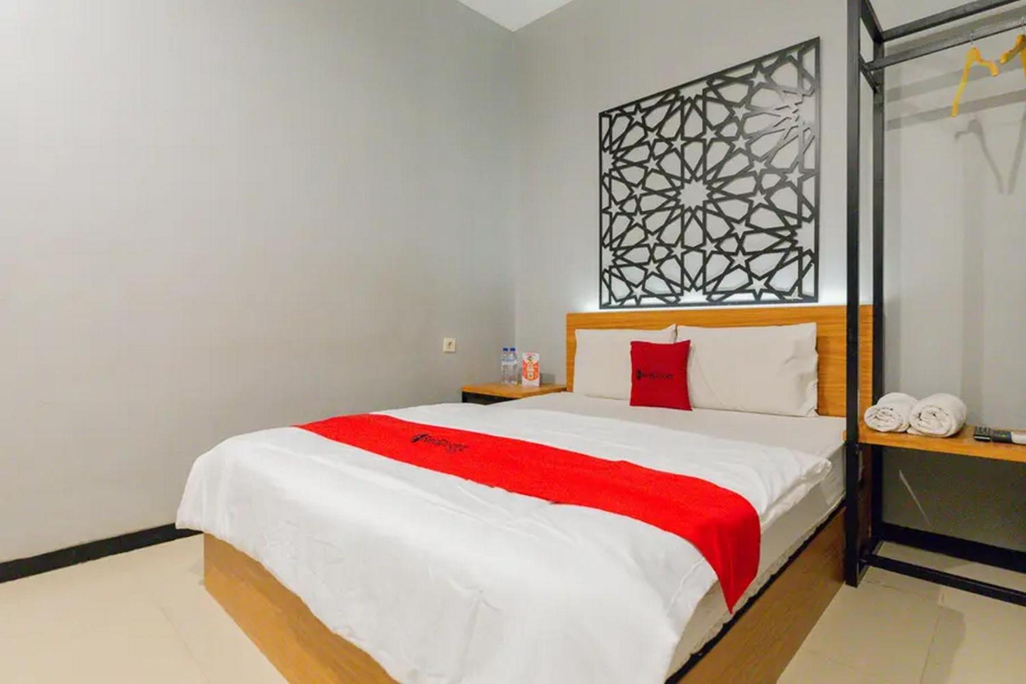 Reddoorz @ Manukan Surabaya Ngoại thất bức ảnh
