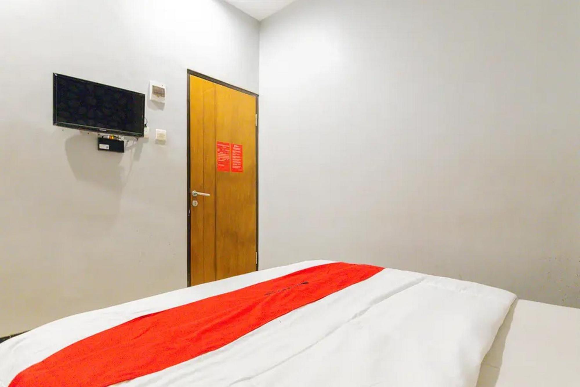 Reddoorz @ Manukan Surabaya Ngoại thất bức ảnh