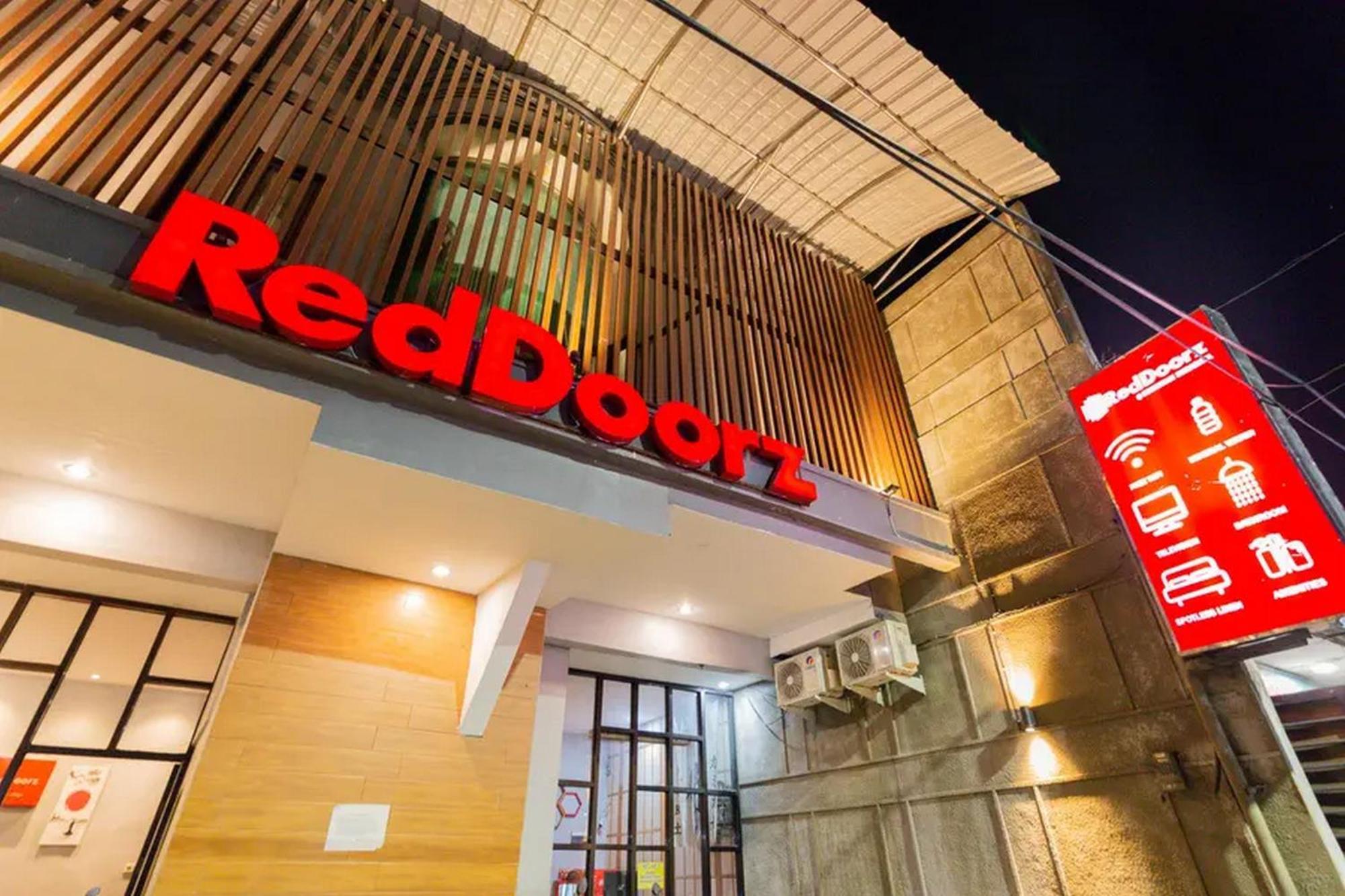 Reddoorz @ Manukan Surabaya Ngoại thất bức ảnh