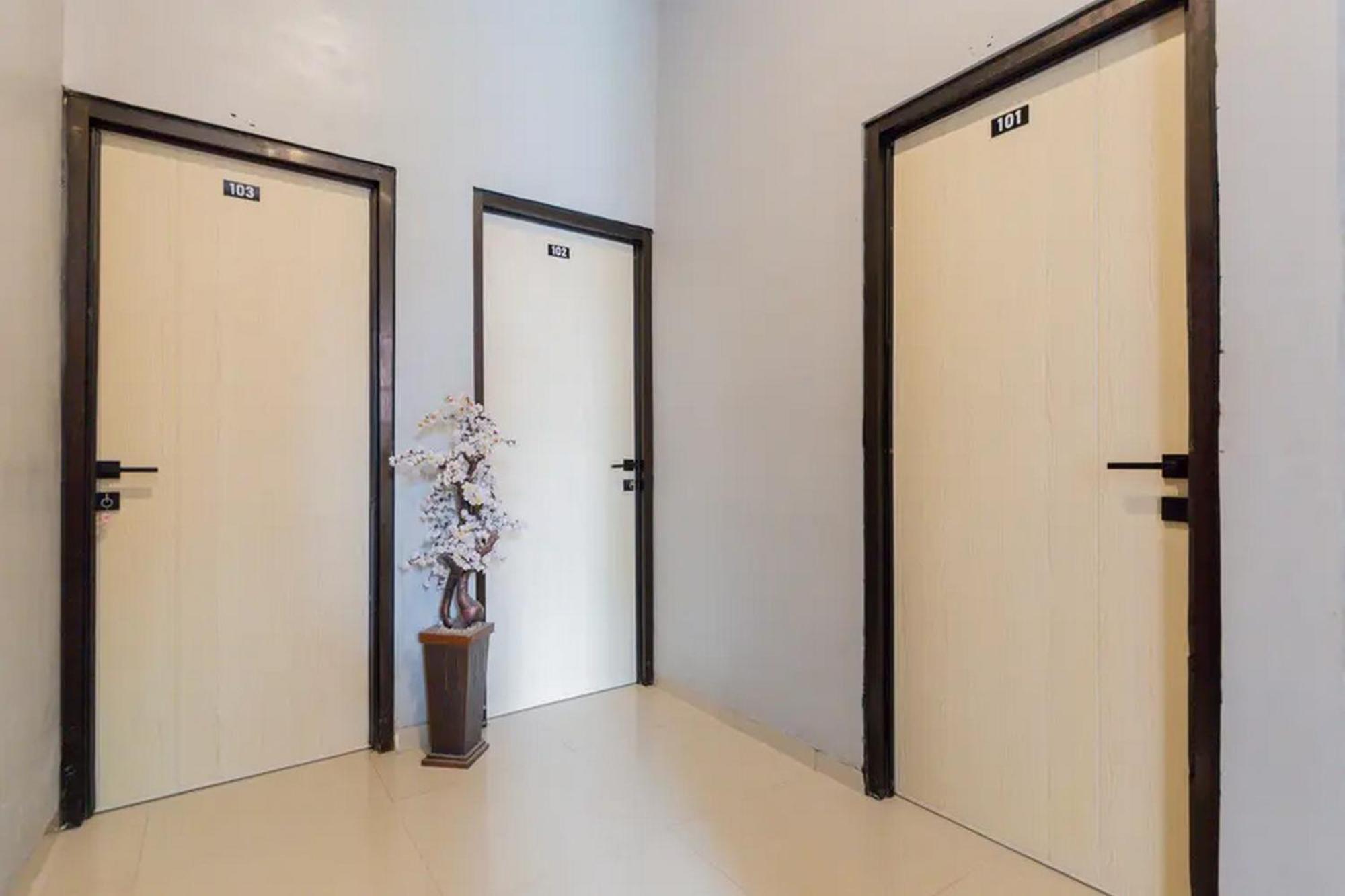 Reddoorz @ Manukan Surabaya Ngoại thất bức ảnh